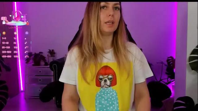 Image 11 of lindawhite_ Stream on Chaturbate on 1 month ago