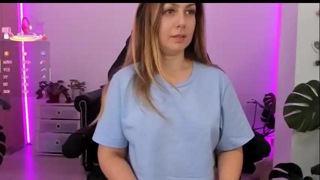 Image 6 of lindawhite_ Stream on Chaturbate on 1 month ago