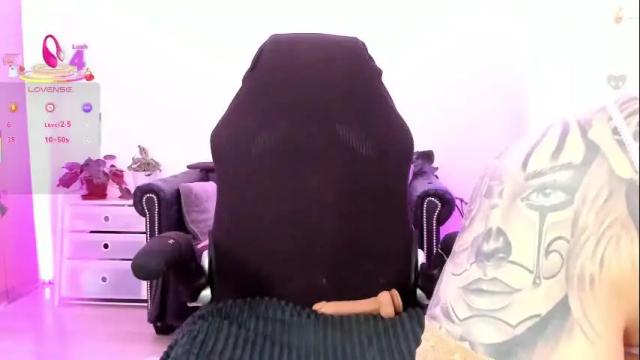 Image 10 of lindawhite_ Stream on Chaturbate on 25 days ago