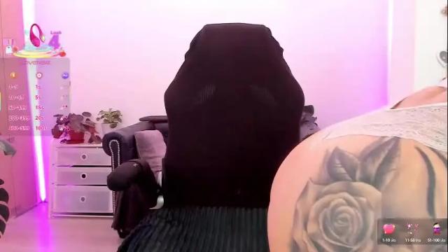 Image 6 of lindawhite_ Stream on Chaturbate on 9 days ago