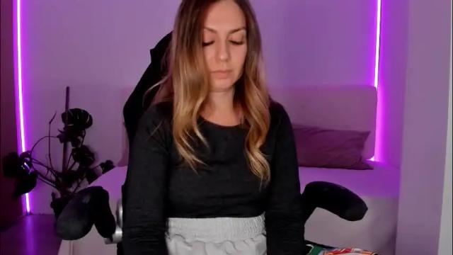 Image 2 of lindawhite_ Stream on Chaturbate on 2 months ago