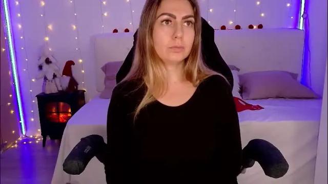 Image 2 of lindawhite_ Stream on Chaturbate on 1 month ago