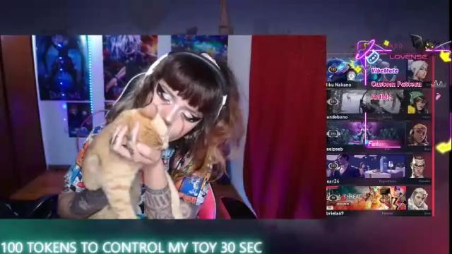 Image 3 of linddamortt Stream on Chaturbate on 20 days ago