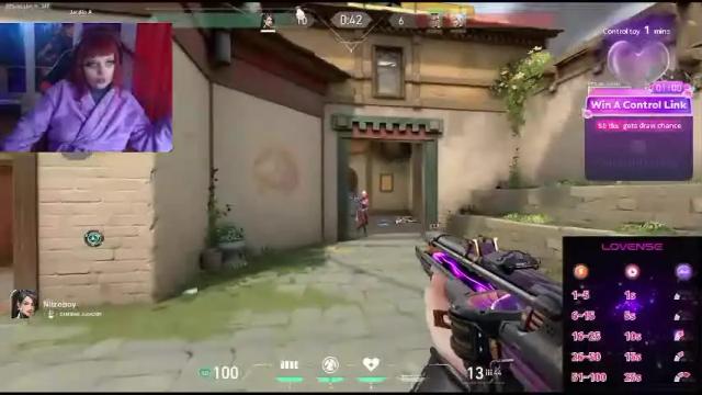 Image 4 of linddamortt Stream on Chaturbate on 29 days ago