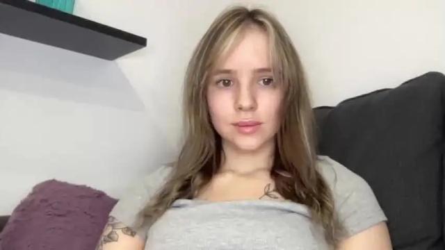 Thumbnail 1, lindeyjoy's Stream at Chaturbate, 17 months ago