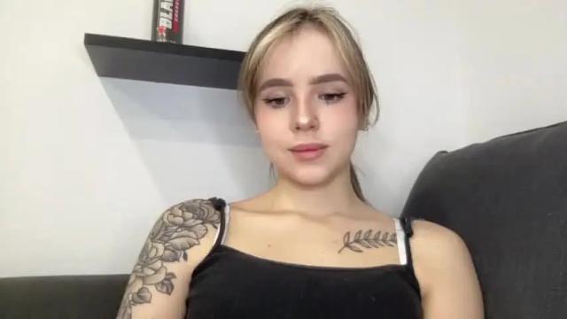 Image 12 of lindeyjoy Stream on Chaturbate on 17 months ago