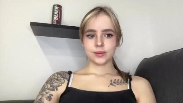 Thumbnail 2, lindeyjoy's Stream at Chaturbate, 17 months ago