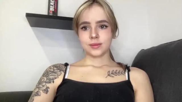 Image 6 of lindeyjoy Stream on Chaturbate on 17 months ago
