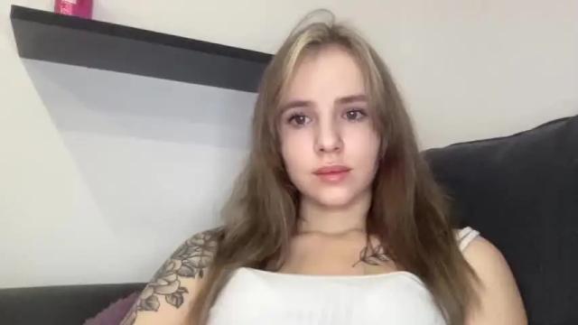 Image 12 of lindeyjoy Stream on Chaturbate on 16 months ago