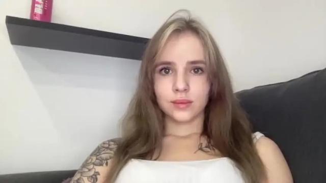 Image 3 of lindeyjoy Stream on Chaturbate on 16 months ago