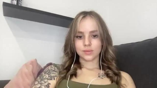 Thumbnail 2, lindeyjoy's Stream at Chaturbate, 16 months ago