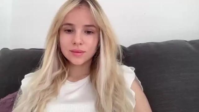 Image 6 of lindeyjoy Stream on Chaturbate on 14 months ago