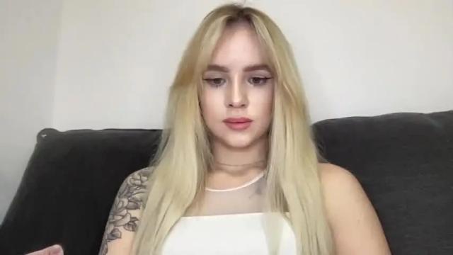 Image 3 of lindeyjoy Stream on Chaturbate on 14 months ago