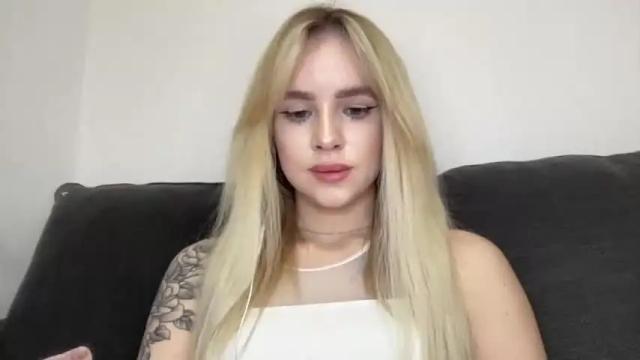 Image 6 of lindeyjoy Stream on Chaturbate on 14 months ago