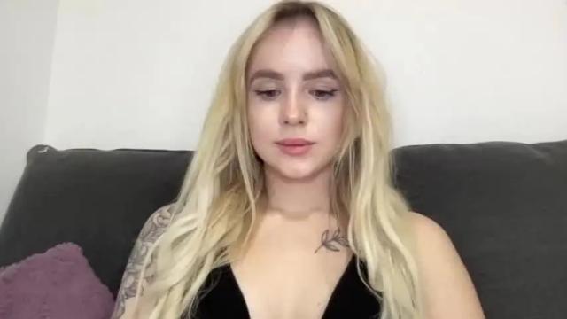Image 6 of lindeyjoy Stream on Chaturbate on 14 months ago
