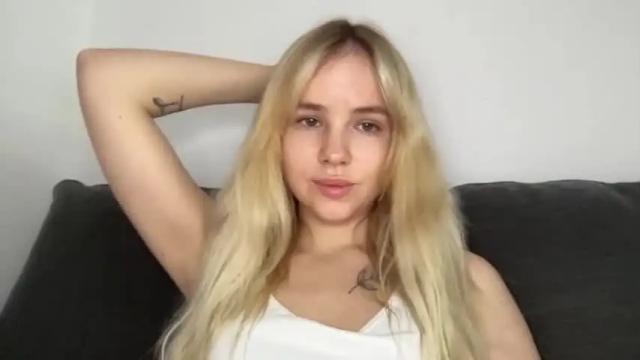 Image 2 of lindeyjoy Stream on Chaturbate on 14 months ago