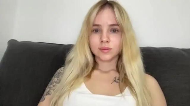 Image 7 of lindeyjoy Stream on Chaturbate on 14 months ago