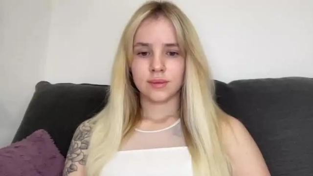 Image 11 of lindeyjoy Stream on Chaturbate on 14 months ago