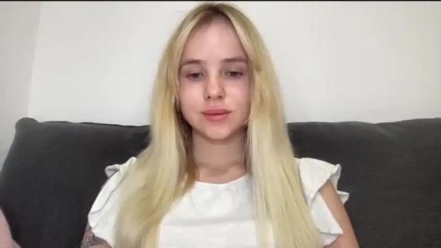 Image 10 of lindeyjoy Stream on Chaturbate on 14 months ago