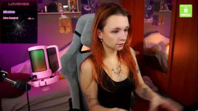 Image 2 of lindi_meow Stream on Chaturbate on 22 days ago