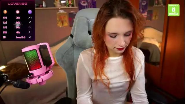 Image 2 of lindi_meow Stream on Chaturbate on 15 days ago