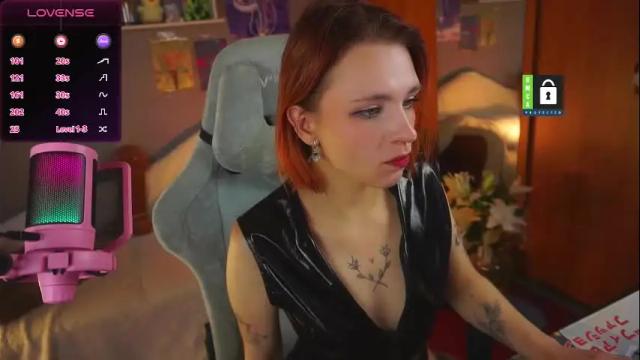 Image 7 of lindi_meow Stream on Chaturbate on 18 days ago