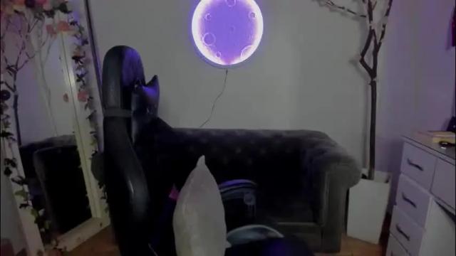 Image 11 of lindsay_khaleesi Stream on Chaturbate on 1 month ago