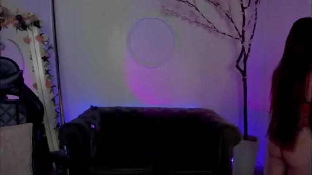 Image 11 of lindsay_khaleesi Stream on Chaturbate on 1 month ago