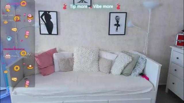 Image 2 of lindsaydeee Stream on Chaturbate on 2 months ago