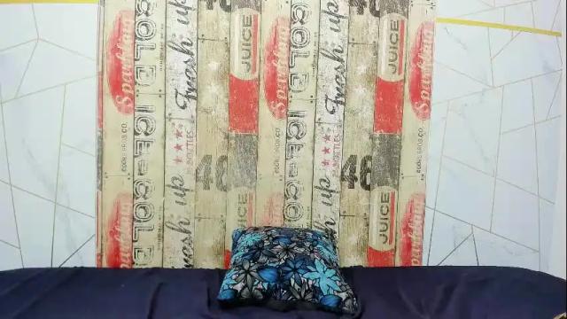 Image 2 of lindsey8 Stream on Chaturbate on 1 month ago