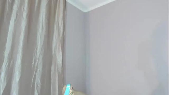 Image 2 of lindseyfirst Stream on Chaturbate on 1 month ago