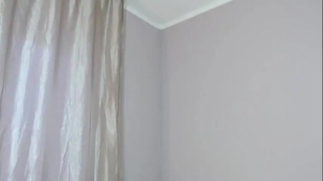 Image 6 of lindseyfirst Stream on Chaturbate on 1 month ago