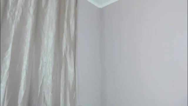 Image 8 of lindseyfirst Stream on Chaturbate on 3 months ago