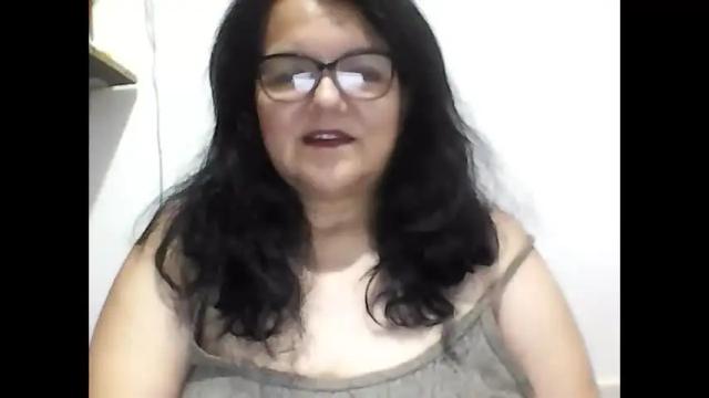 Image 2 of lindssay_x Stream on Chaturbate on 1 month ago
