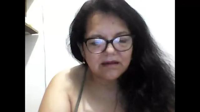 Image 10 of lindssay_x Stream on Chaturbate on 1 month ago