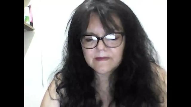 Image 2 of lindssay_x Stream on Chaturbate on 8 days ago