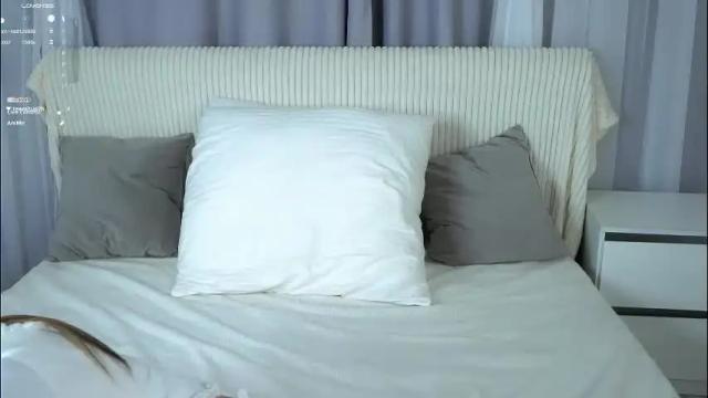 Image 11 of linettedennett Stream on Chaturbate on 1 month ago