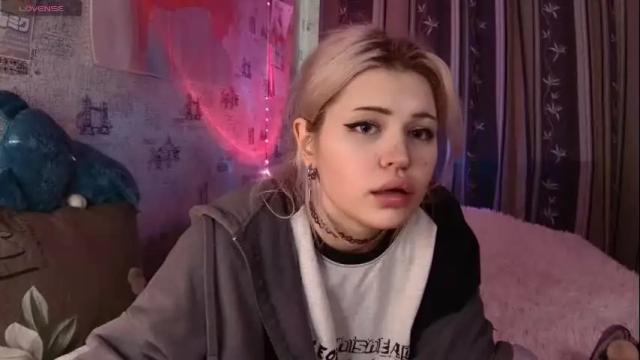 Image 11 of linetthaze Stream on Chaturbate on 1 month ago