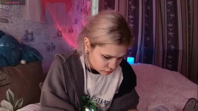 Image 6 of linetthaze Stream on Chaturbate on 1 month ago