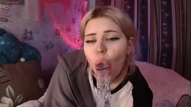Image 8 of linetthaze Stream on Chaturbate on 1 month ago