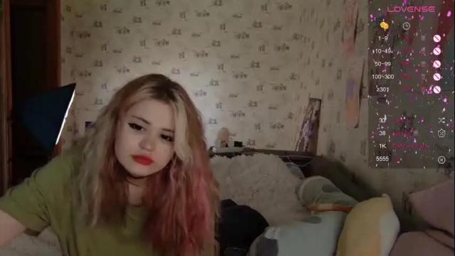 Image 12 of linetthaze Stream on Chaturbate on 1 month ago