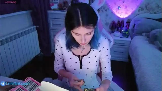 Image 2 of linksiss Stream on Chaturbate on 1 month ago