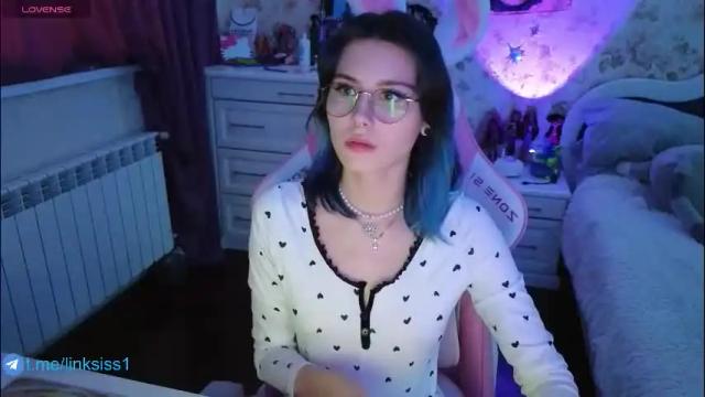 Image 7 of linksiss Stream on Chaturbate on 1 month ago