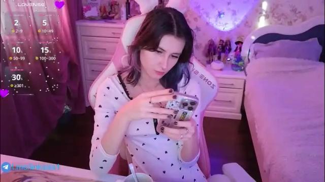 Image 10 of linksiss Stream on Chaturbate on 1 month ago