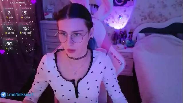 Image 12 of linksiss Stream on Chaturbate on 1 month ago