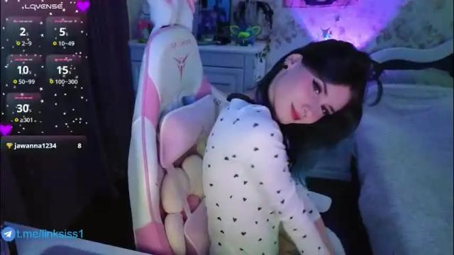 Image 7 of linksiss Stream on Chaturbate on 1 month ago