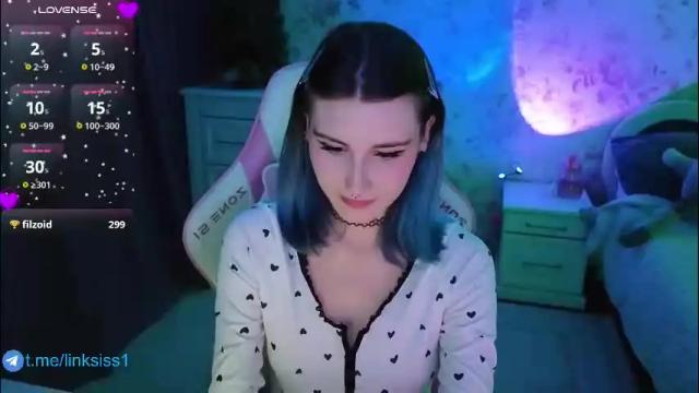 Image 8 of linksiss Stream on Chaturbate on 21 days ago