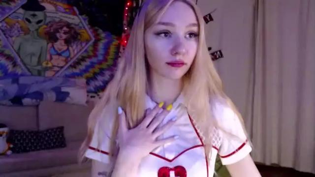 Image 11 of linlin_cuteeee Stream on Chaturbate on 17 months ago