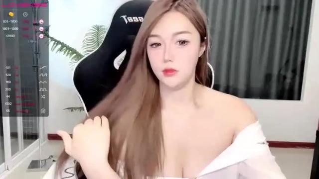 Image 4 of linna_fairy Stream on Chaturbate on 20 months ago
