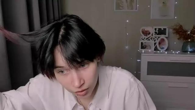Image 11 of linodoni Stream on Chaturbate on 12 months ago